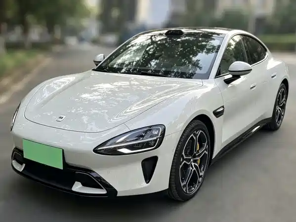 Xiaomi SU7 2025