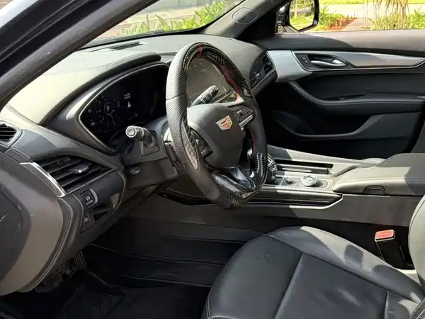 Cadillac CT5 2023