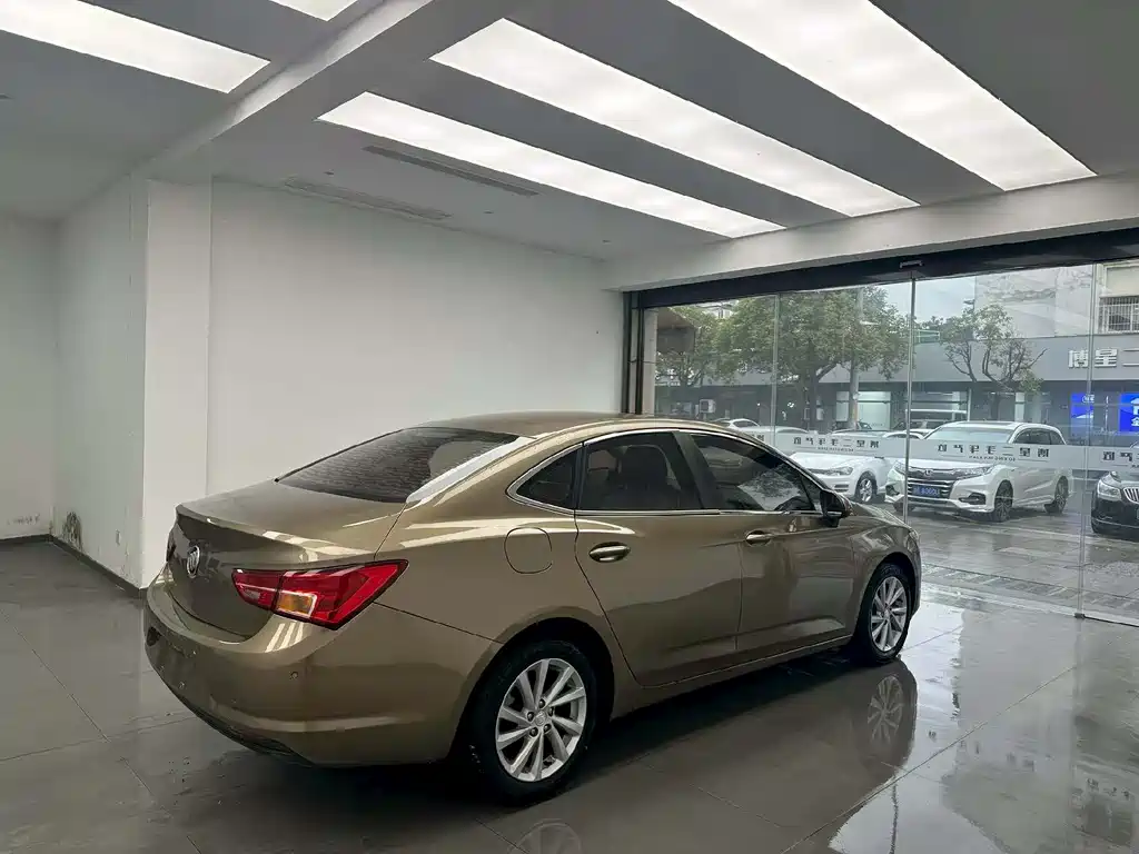 Buick Verano 2015 — фото 9