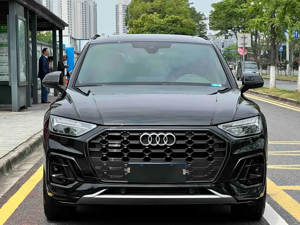 Audi Q5L 2023 — фото 2