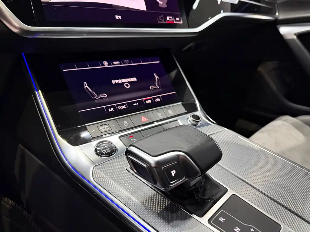 Audi A6L 2021 — фото 14