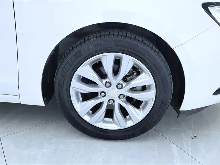 Buick Excelle 2021