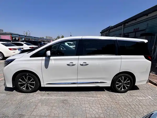 GAC Trumpchi M8 2023