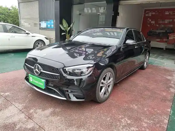Mercedes-Benz E-Class 2021
