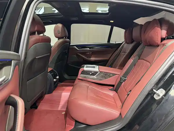 BMW 5 Series 2020