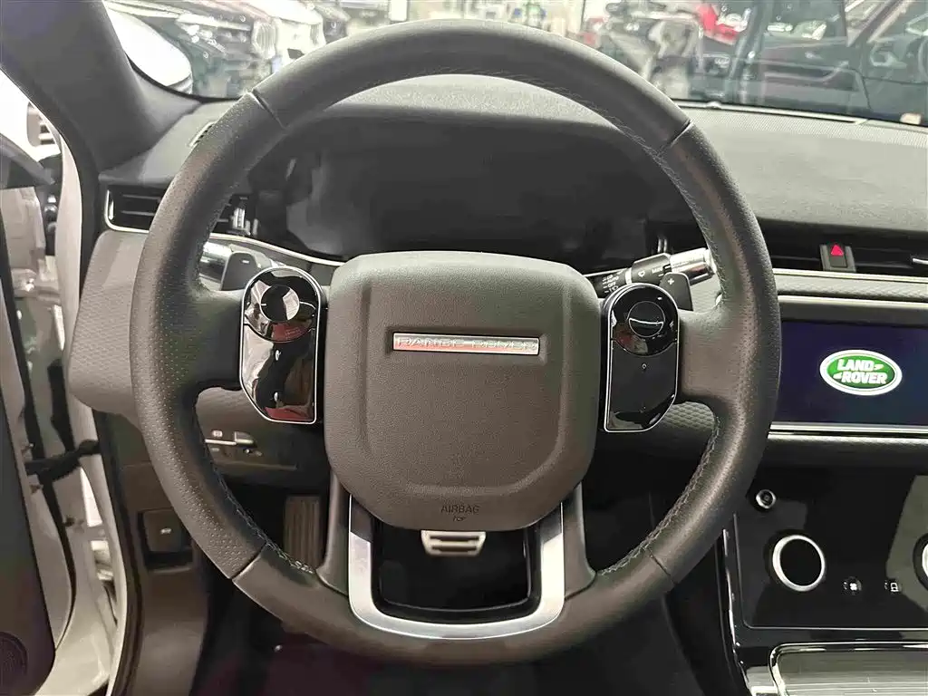 Land Rover Range Rover Evoque 2020 — фото 6