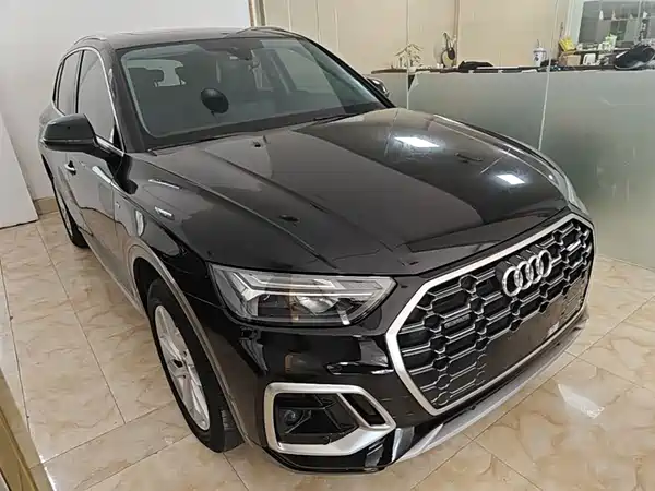 Audi Q5L 2022