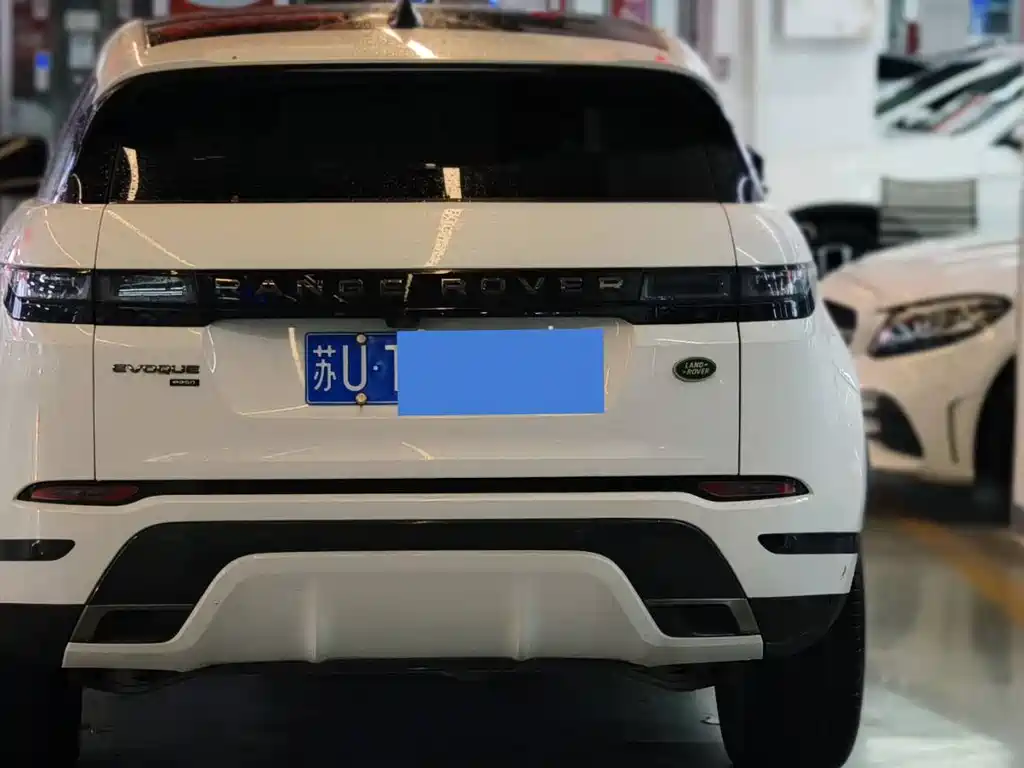 Land Rover Evoque 2022 — фото 4