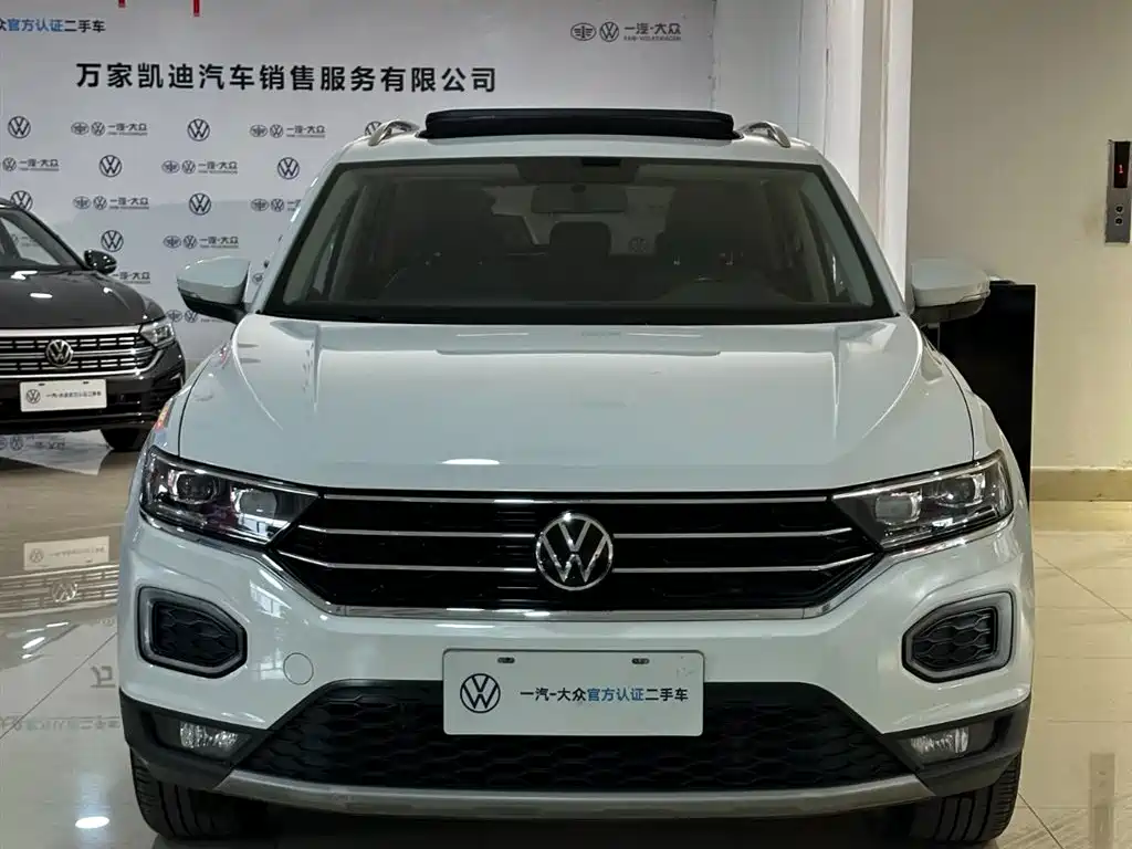Volkswagen T-Roc 2021 — фото 18