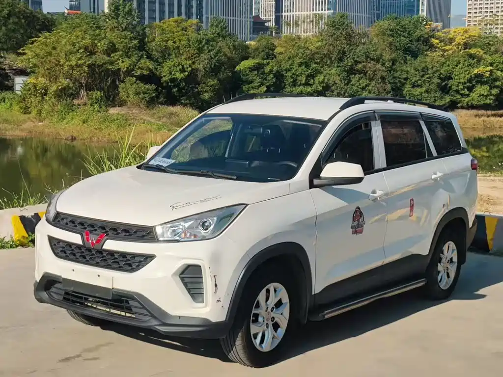 Wuling Hongguang S3 2019