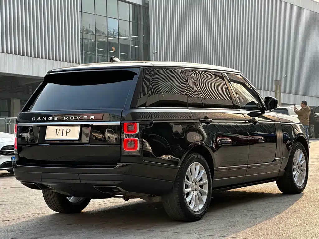Land Rover Range Rover 2019 — фото 7