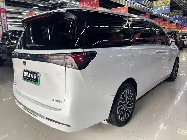 Buick GL8 New Energy 2025