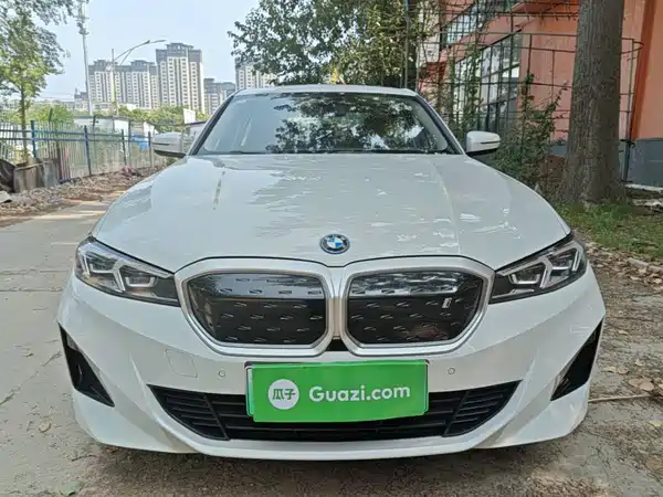 BMW i3 2022