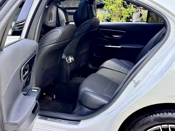 Mercedes-Benz C-Class 2023