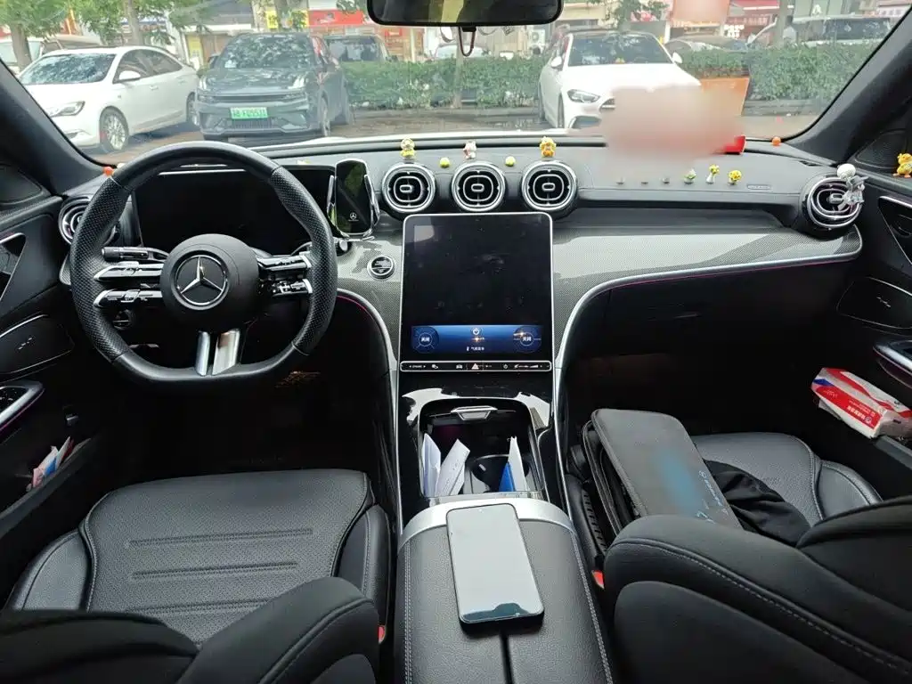 Mercedes-Benz C-Class 2023 — фото 13