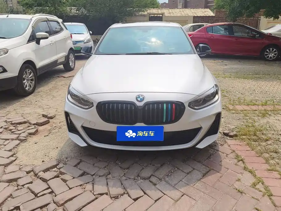 BMW 1 Series 2023