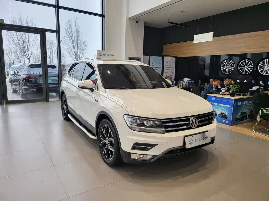 Volkswagen Tiguan L 2019 — фото 7