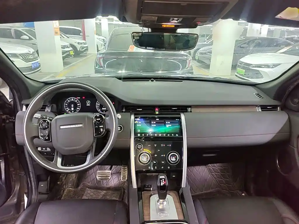 Land Rover Discovery Sport 2021 — фото 10
