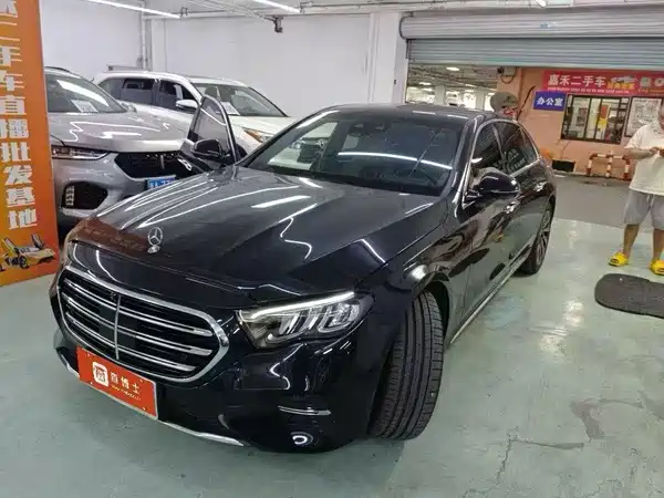 Mercedes-Benz E-Class 2024