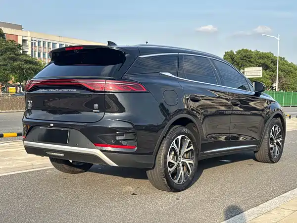 BYD Tang New Energy 2025