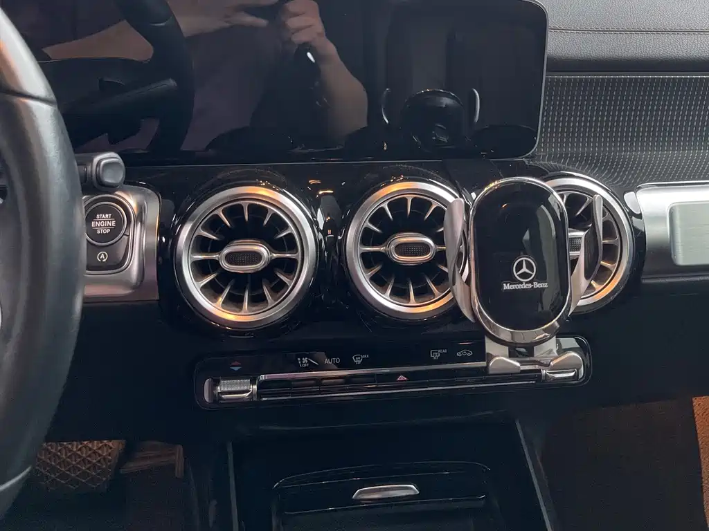 Mercedes-Benz GLB 2020 — фото 18