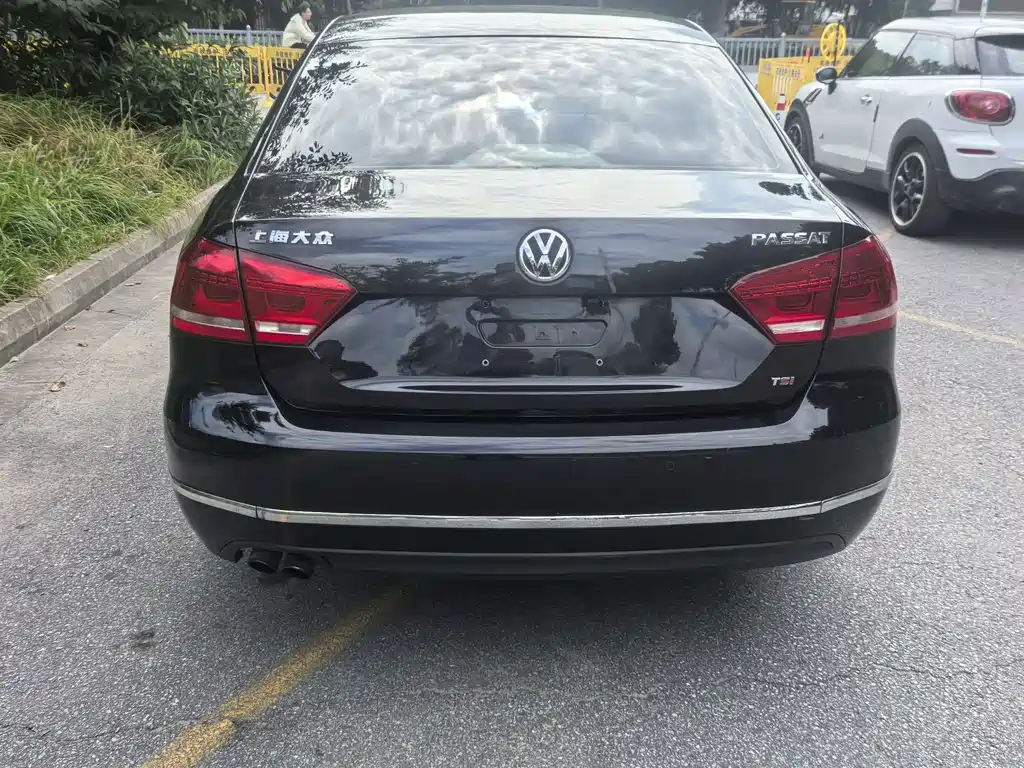 Volkswagen Passat 2015 — фото 10