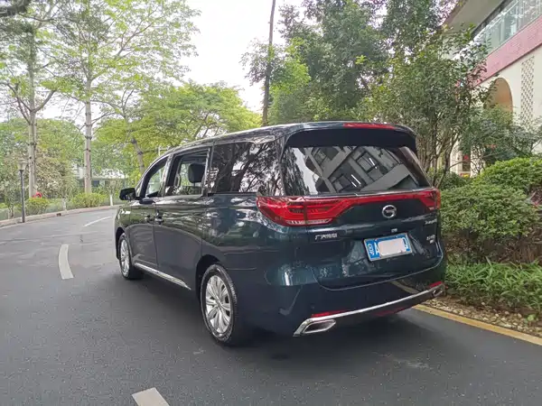 GAC Trumpchi M8 2018