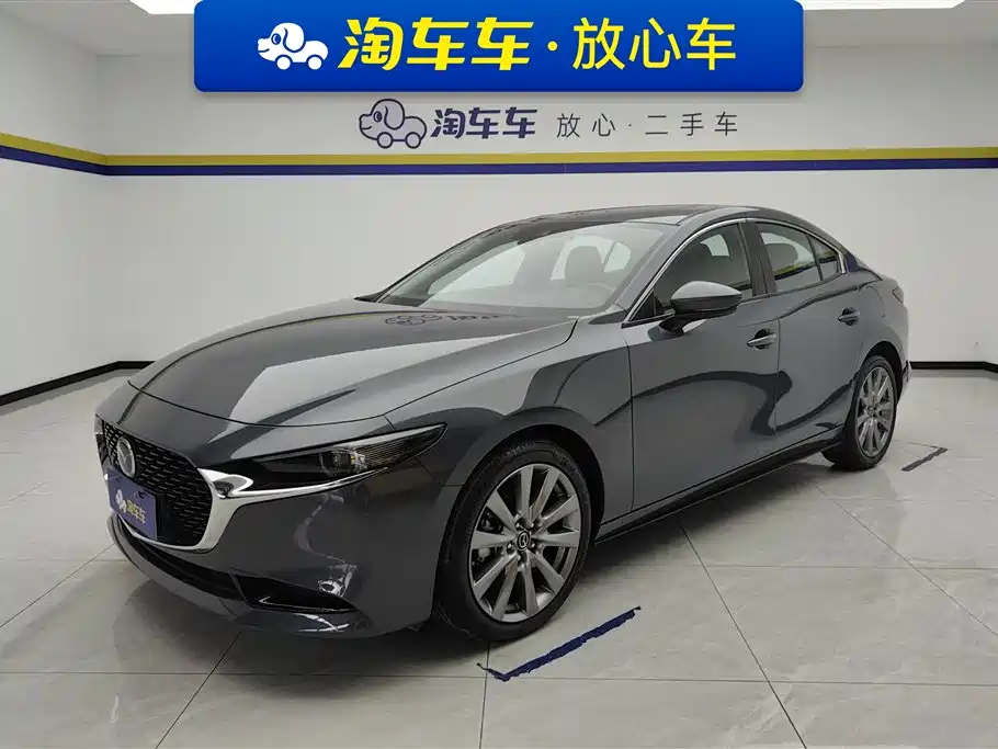 Mazda 3 Axela 2024