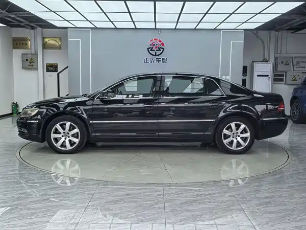 Volkswagen Phaeton 2011