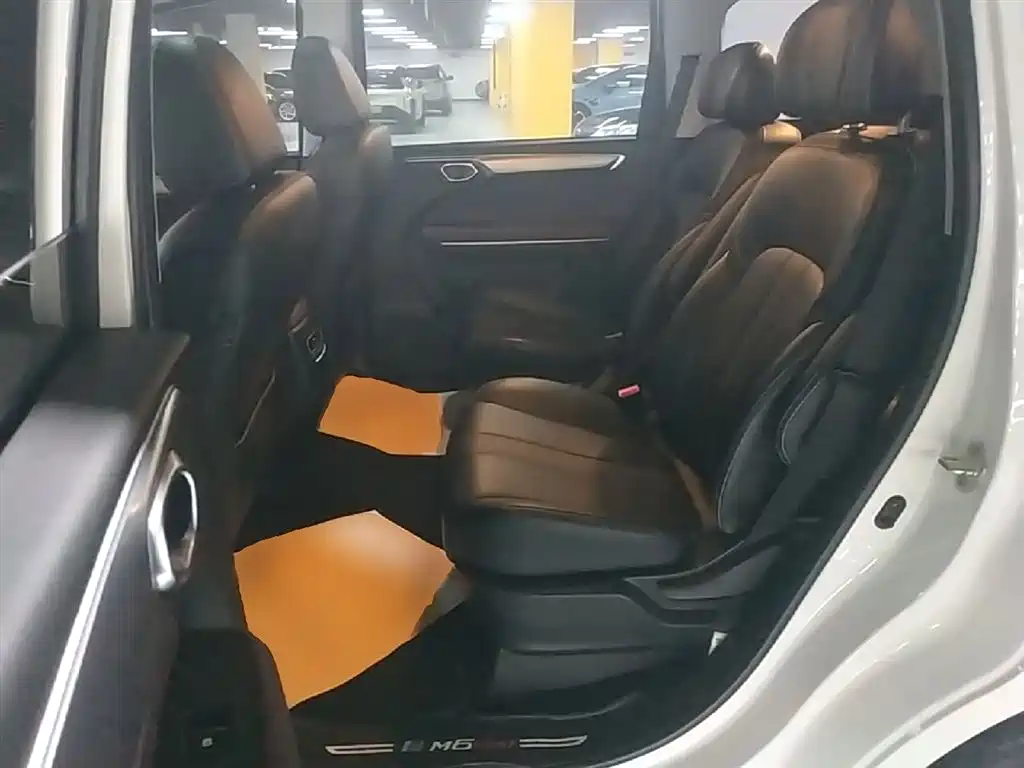 GAC Motor Trumpchi M6 2023 — фото 17
