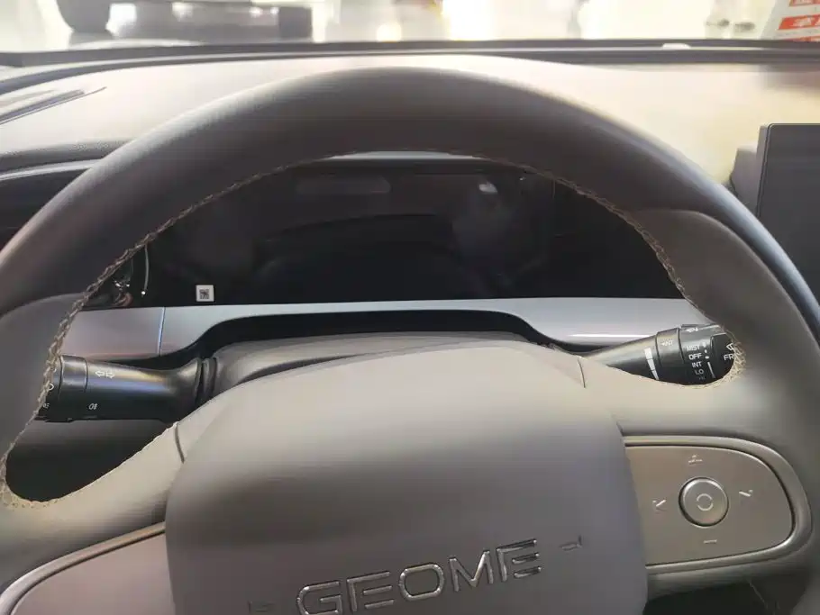 Geely Galaxy Starwish 2025 — фото 14