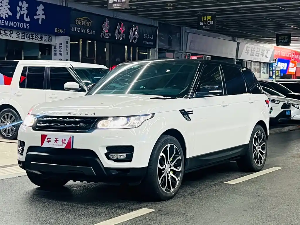 Land Rover Range Rover Sport 2017 — фото 1