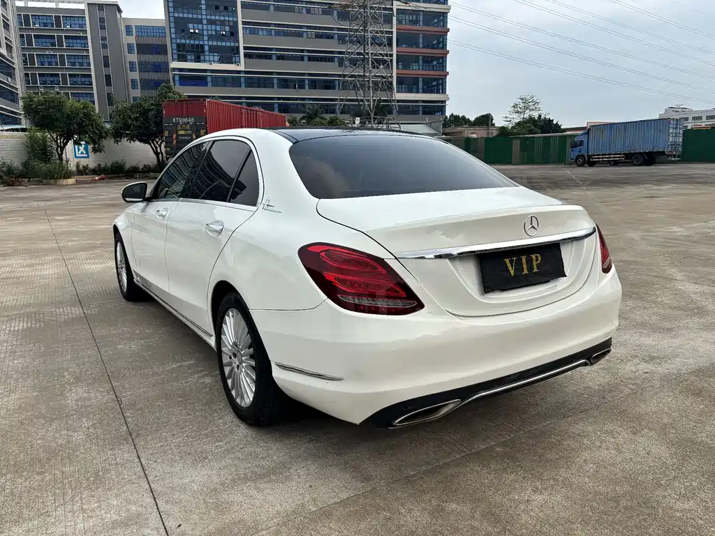 Mercedes-Benz C-Class 2015 — фото 4