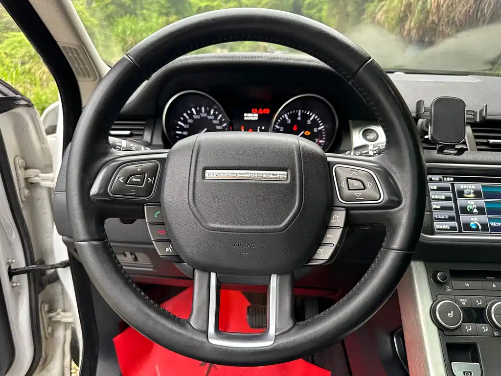 Land Rover Evoque 2014 — фото 17