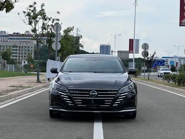 Nissan Teana 2023
