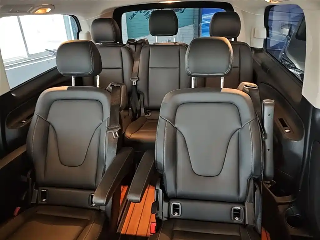 Mercedes-Benz Vito 2022 — фото 17