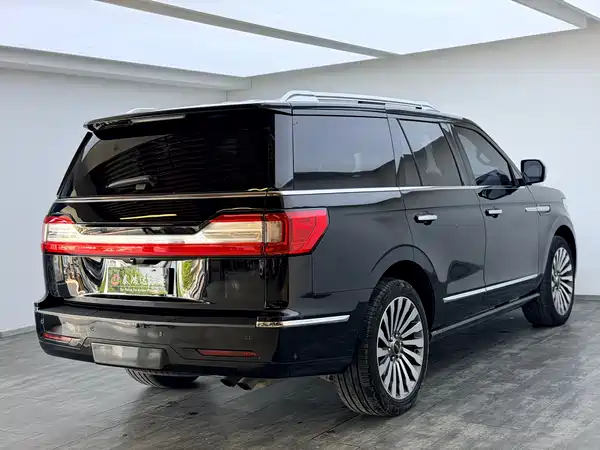 Lincoln Navigator 2018