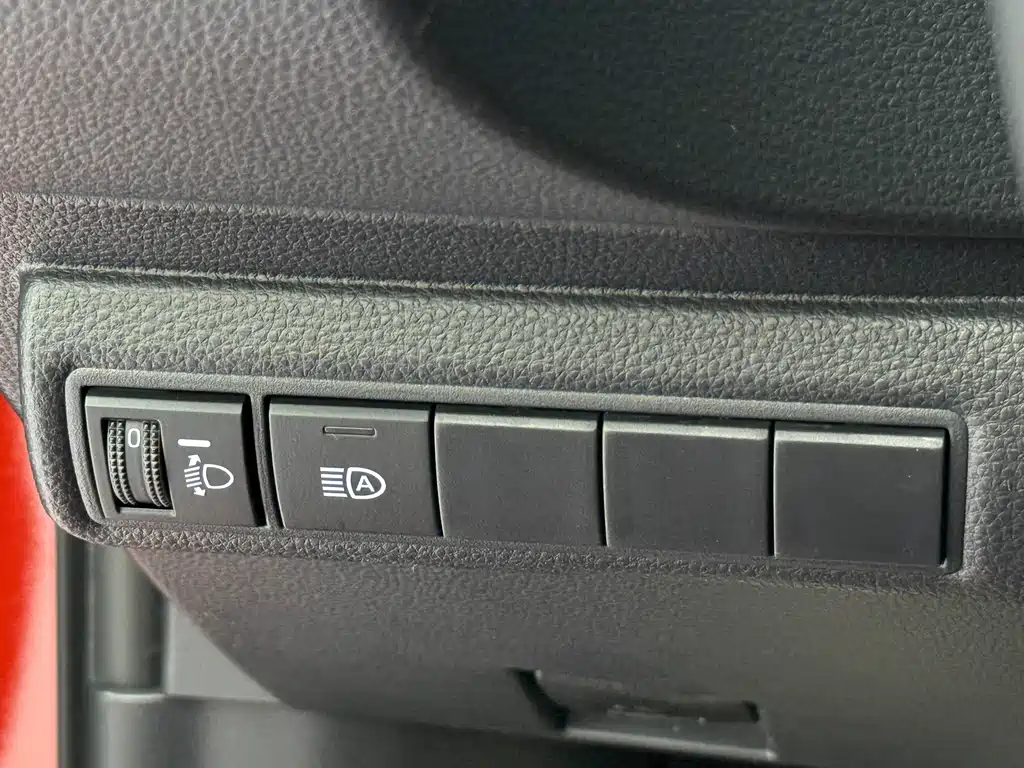 Toyota Corolla 2021 — фото 14
