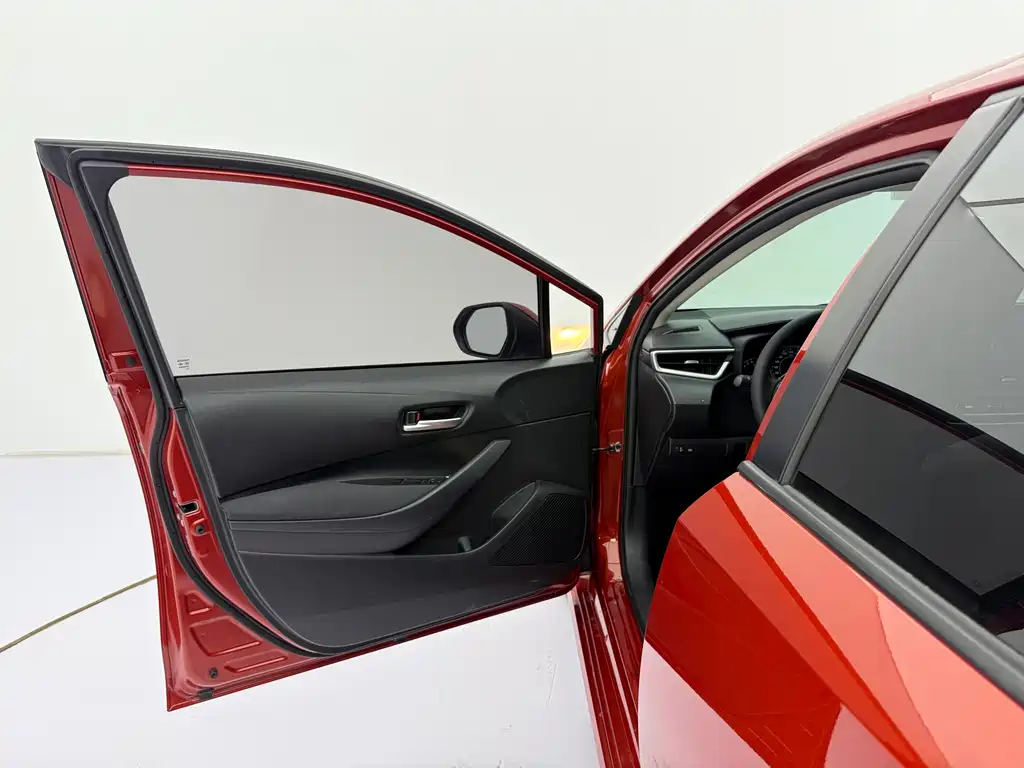 Toyota Corolla 2021 — фото 20