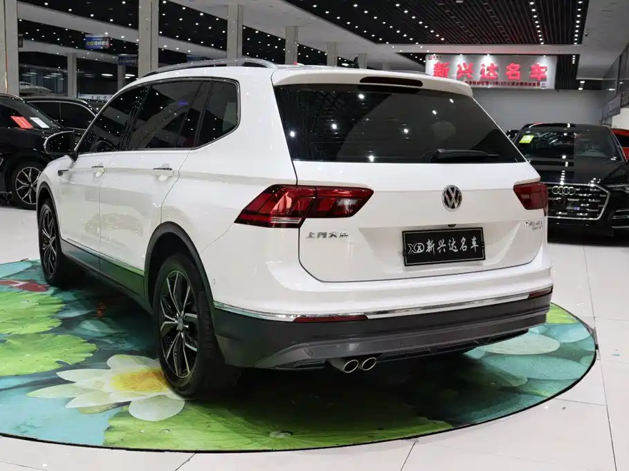 Volkswagen Tiguan L 2021