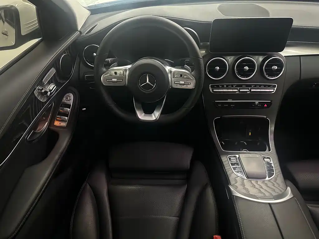 Mercedes-Benz C-Class 2019 — фото 13