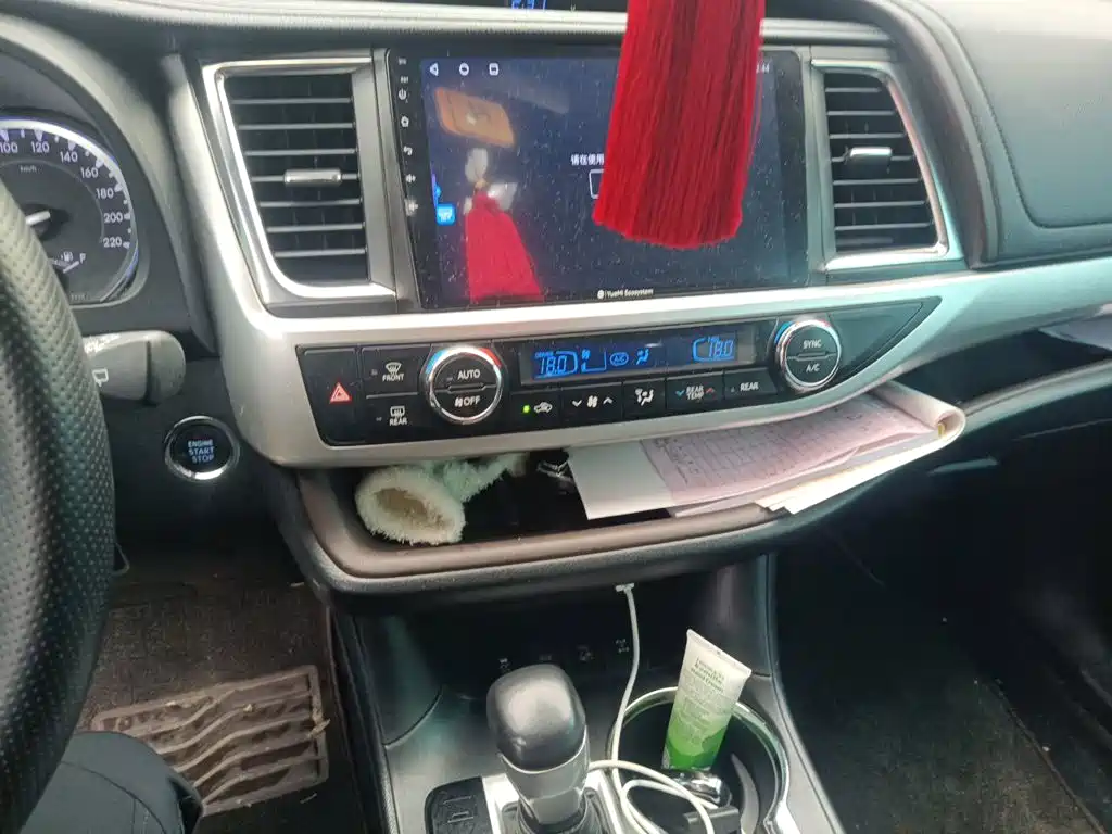 Toyota Highlander 2019 — фото 14
