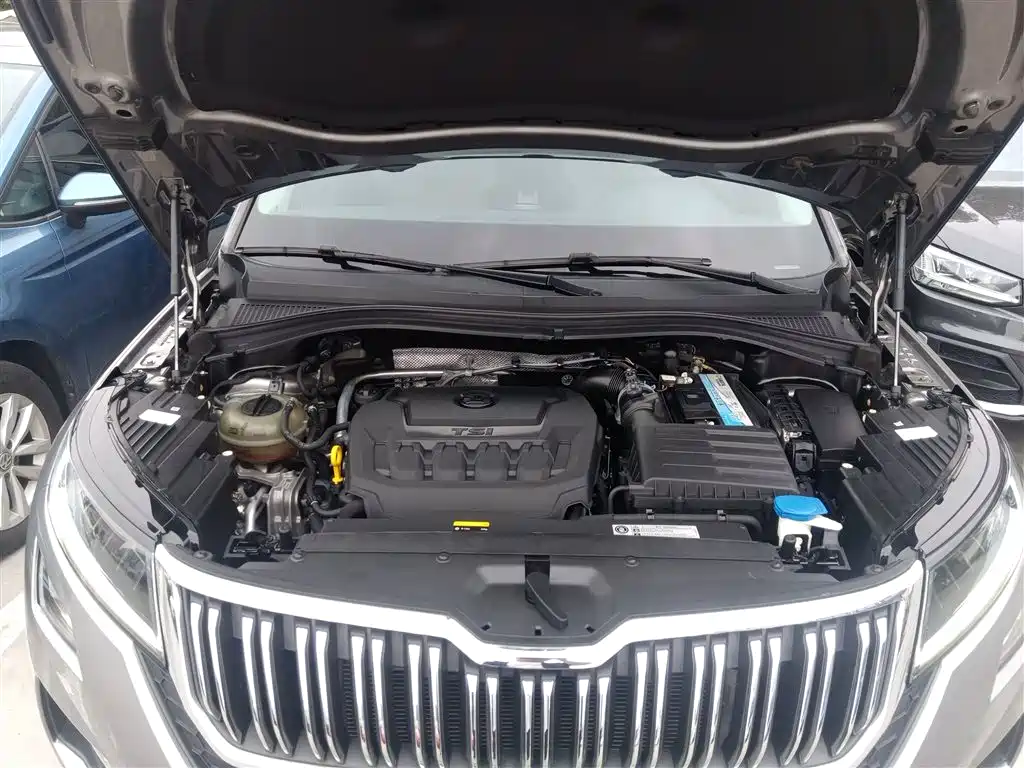 Skoda Kodiaq GT 2020 — фото 16