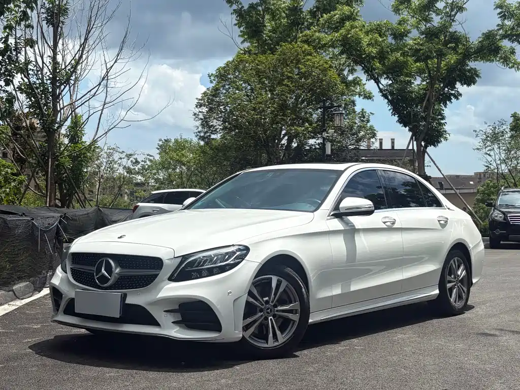 Mercedes-Benz C-Class 2020