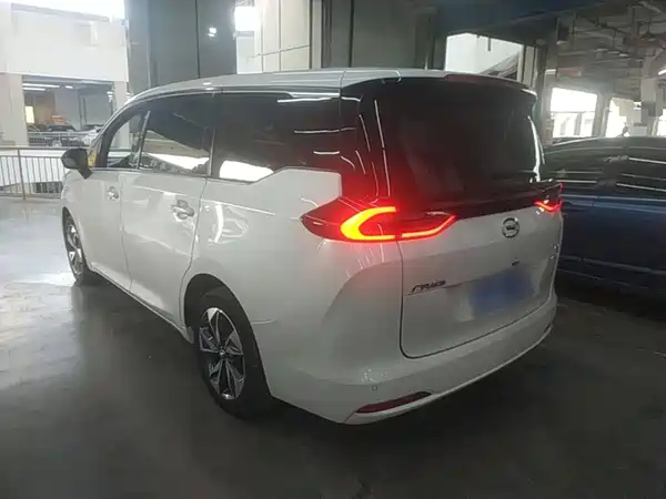 GAC Trumpchi M6 2022