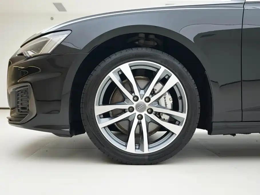 Audi A6 2020 — фото 16