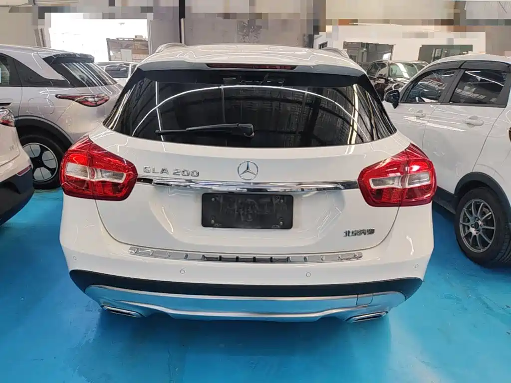Mercedes-Benz GLA 2016