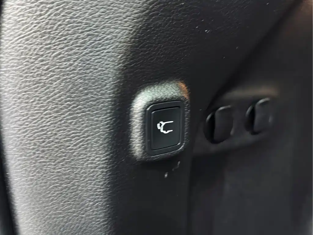 Jeep Cherokee 2020 — фото 26