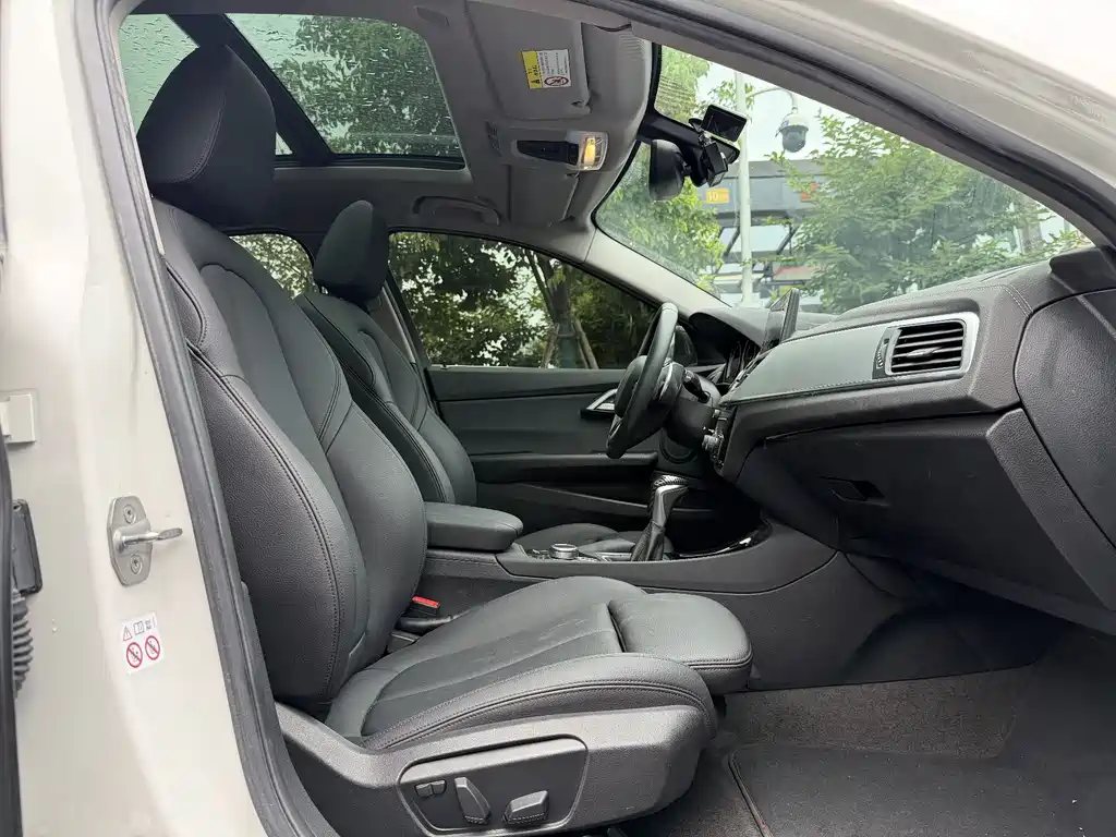 BMW 1 Series 2018