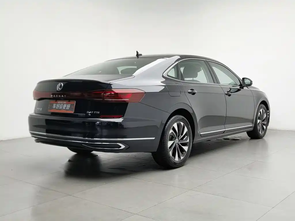 Volkswagen Passat 2021